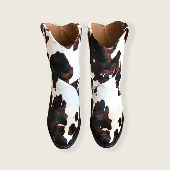 RARE Frye Mustang Seam Short Cow Animal Fur Leather Cowboy Pull On Ankle Booties - Picture 5 of 10